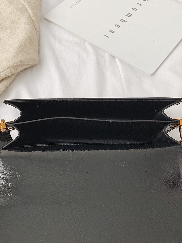 2024 Large Capacity Women's Handbag: Unique Letter Print, Lock hot Buckle, Solid Color