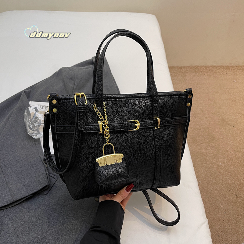 High-end Handheld Basket 2025 New Style Textured Versatile Bucket Large Capacity Shoulder Crossbody Bag ddmynov