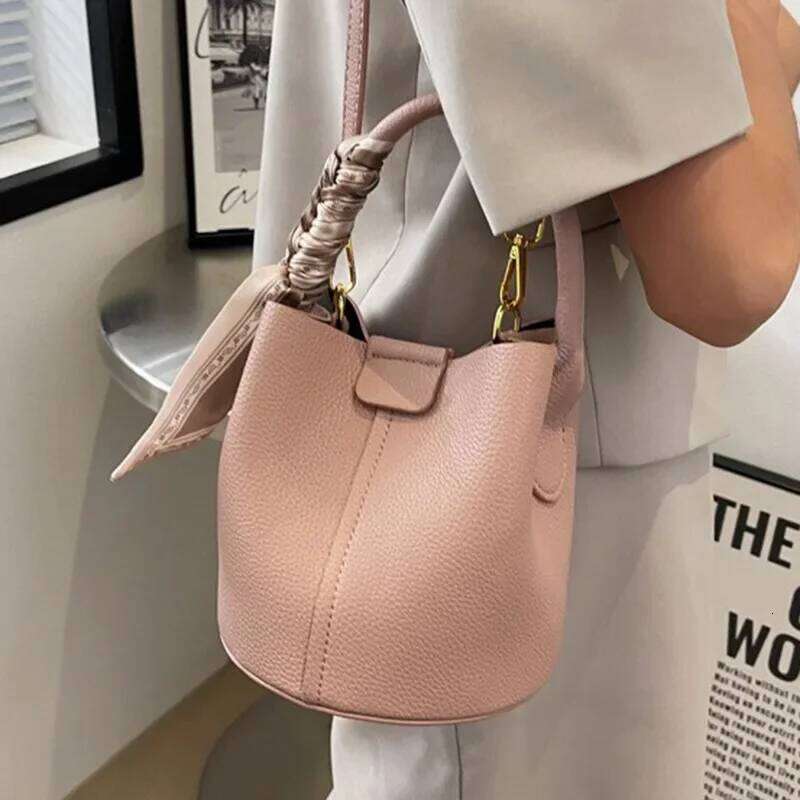 Fashion Women Crossbody Autumn Winter Shoulder Brand Design Bucket Bag Ladies PU Leather Portable Hand Bags
