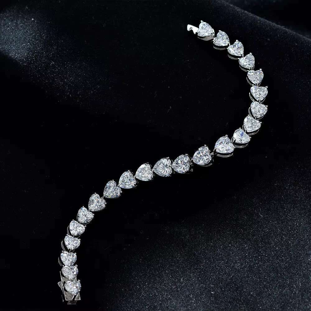 S925 Sterling Silver Moissanite for Heart Bracelet Minimalist Stylish Light Luxury Trend Bangles Bracelets