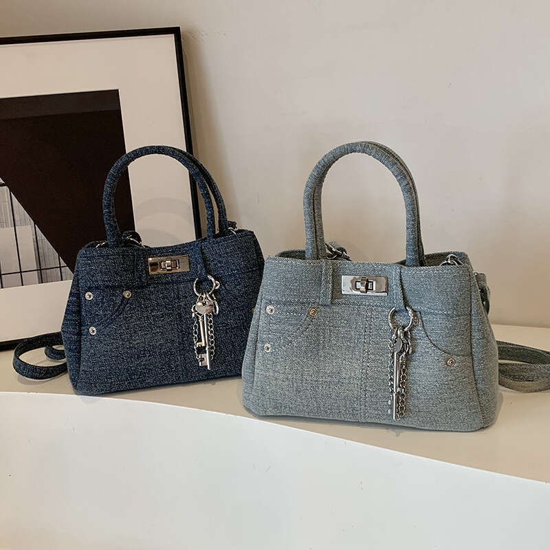 Fashion Trend Denim Handbag For Women 2025 New Lock Small Shoulder Simple Casual Personality Crossbody Bag