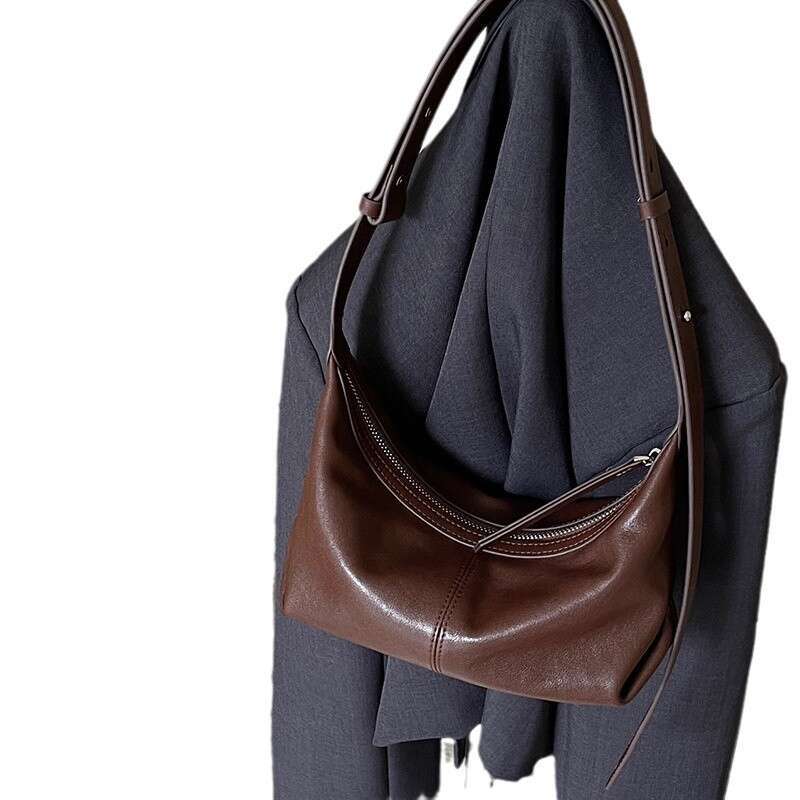 2025 Autumn Winter New High-End Genuine Leather Women's Underarm Fashion Trend Handbag Shoulder Crossbody Cowhide Dumpling Bag