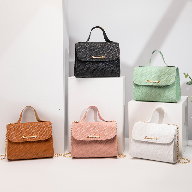 Free Shipping New Designer Bag For 2025 Casual Small Square Bag Luxury Wallet Women's Wholesale Simple Handbag Embossed Chain Cross-border Bags