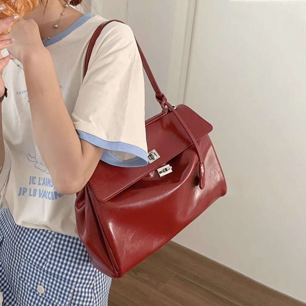 2025 New Large Capacity Commuter Crossbody High-end Solid Color Soft Leather Handbag Tote Fashion Simple Bag