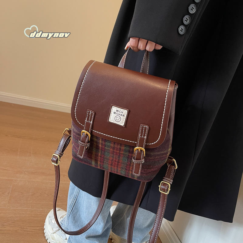 Autumn Winter Woolen Bag Women 2023 New Fashion Plaid Fashionable Handbag for College Students Trendy Small Backpack ddmynov