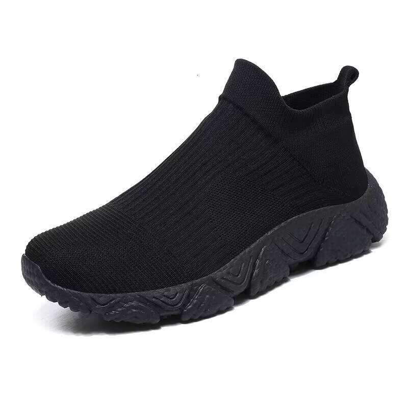 Oversize New Ultralight Couple Breathable Casual Shoes Sneakers
