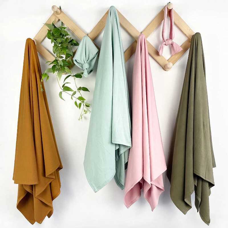 Swaddling Blanket and Hat Set for Newborns Suitable for Covering and Wrapping Baby Blankets for Both Boys and Girls y2506102XD5