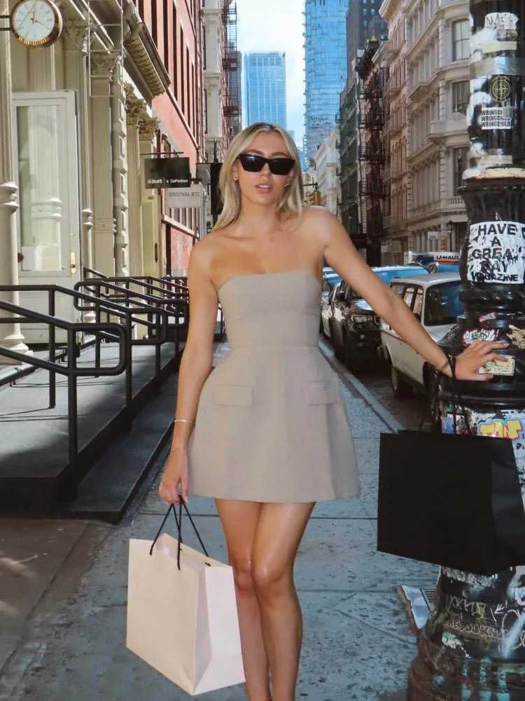 Elegant Strapless Pockets Short Dress Backless Slimming Fashionable Sexy Solid Short A-line Middle Waisted Dresses for Joining Party XJ250610