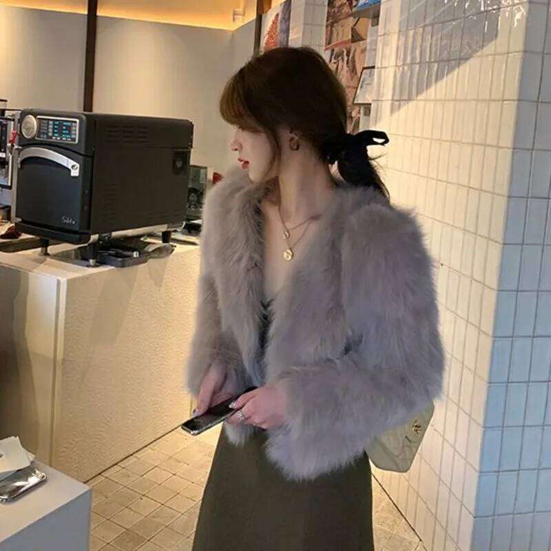 Autumn Winter High Quality Warm Imitation Fox Faux Korean Elegant Chic Fur Jacket Coat Women Outerwear