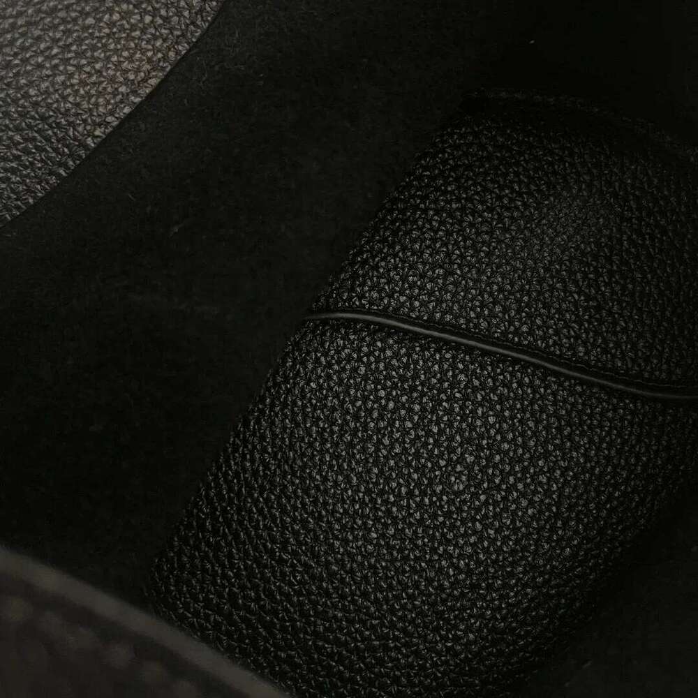 Top Layer Cow Leather Bucket Large Capacity High-end Women's Casual Handbag Nichehigh-end Feel Hand-carried Bag