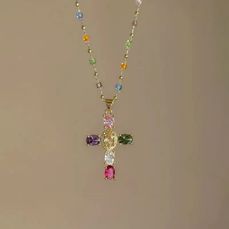 Colorful Cross Contrast Crystal Necklace for Women Niche Design Sense Ins Style Super Shiny Zircon Clavicle Chain 230621