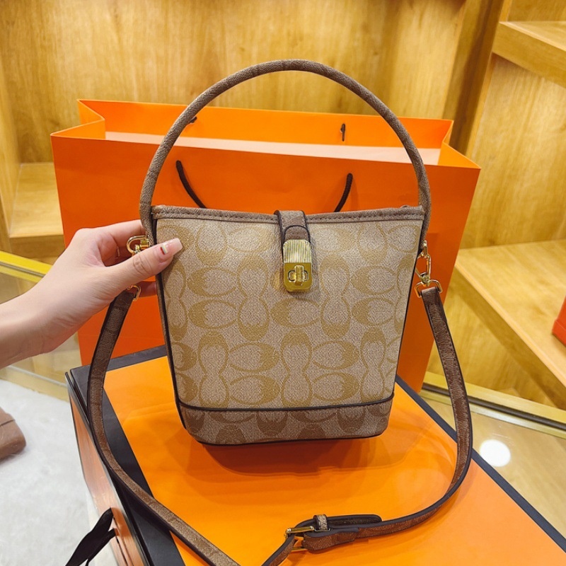 Free Shipping 2025 Designer Women's Luxury French Fashion Shoulder Bag Retro Bucket Bag