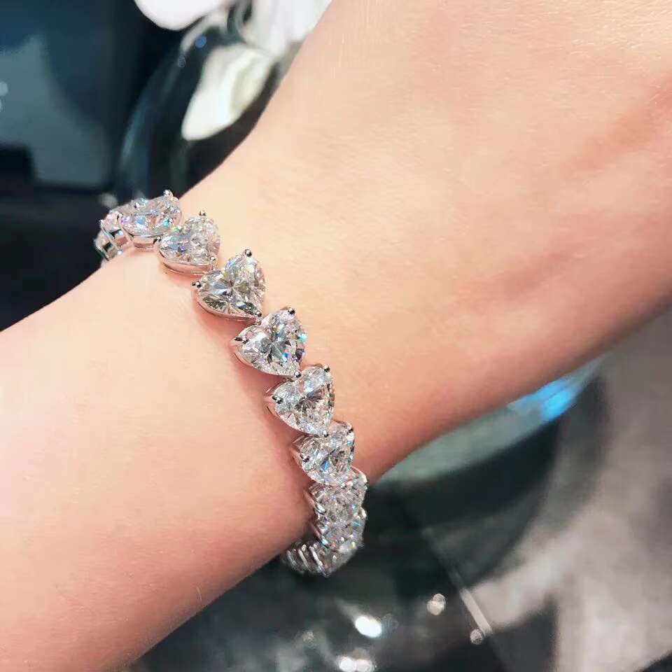 S925 Sterling Silver Moissanite for Heart Bracelet Minimalist Stylish Light Luxury Trend Bangles Bracelets