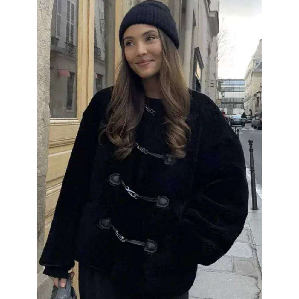 ZBZA Women's Faux Shearling Jacket Loose O-neck Long Sleeve Metal Single Breasted Double Pocket Solid Warm Overcoat Winter Coat