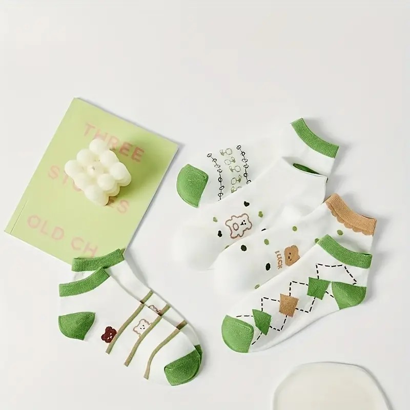 Soft Japanese Cartoon Geometric Low-Cut Boat Socks - Breathable Fabric Green Accents