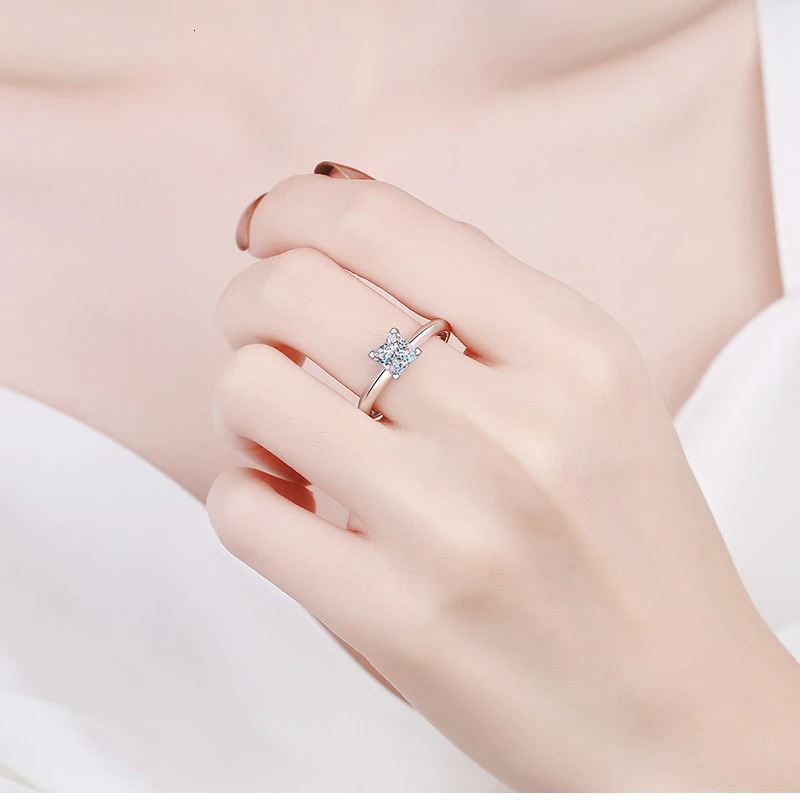 Tezzc 1ct 2ct Princess Cut Lab Diamond Ring For Women 925 Sterling Silver Pass Diamond Test Bands Party Wedding Rings 250610