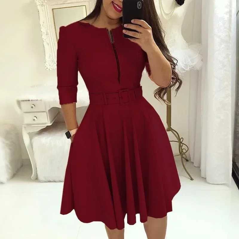 Fashion Women Patchwork A-line Dresses Autumn/Winter Round Neck Printed Belt Party Dress Elegant Office Lady Zipper Dress XJ250610