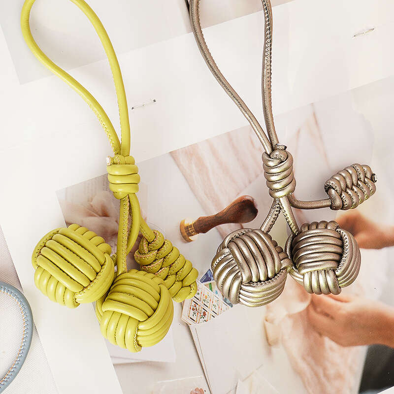 2025 New Korean Style Snowball Pendant Handwoven Ball Versatile Women's Accessory High-end Bag Charm