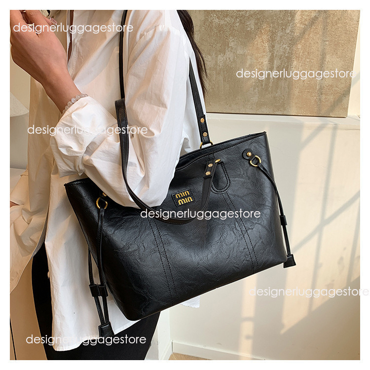 designer Casual Commuter Large Capacity Bag for Women New Vintage Tote Bag Fashion Simple Handbag Versatile Shoulder Crossbody