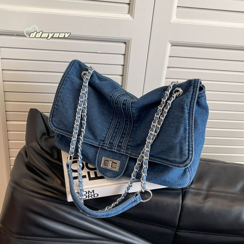 Denim Fabric for Women 2024 New Chain Shoulder Simple Fashion Commuter Large Capacity Tote Bag ddmynov