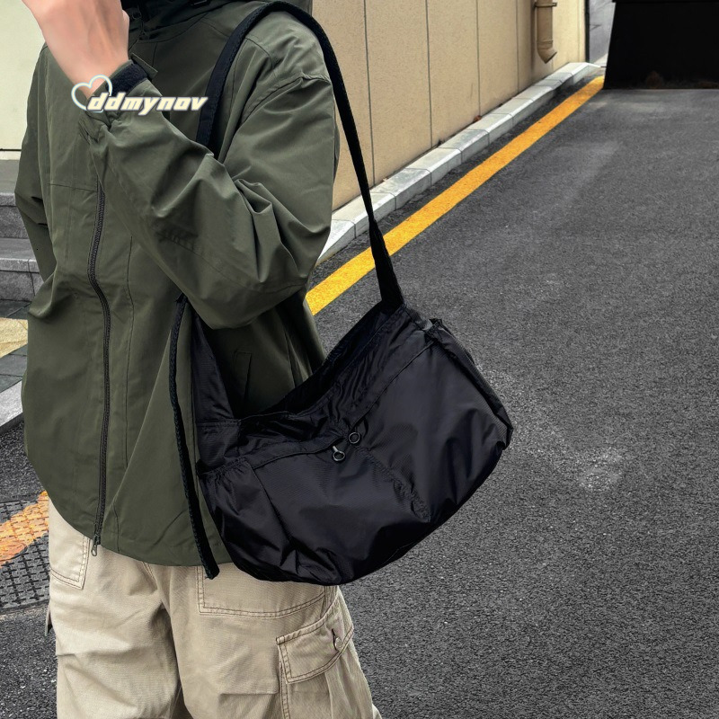 Fashion High-Density Waterproof Oxford Cloth 2024 New Textured Yoga Unisex Casual Shoulder Bag ddmynov