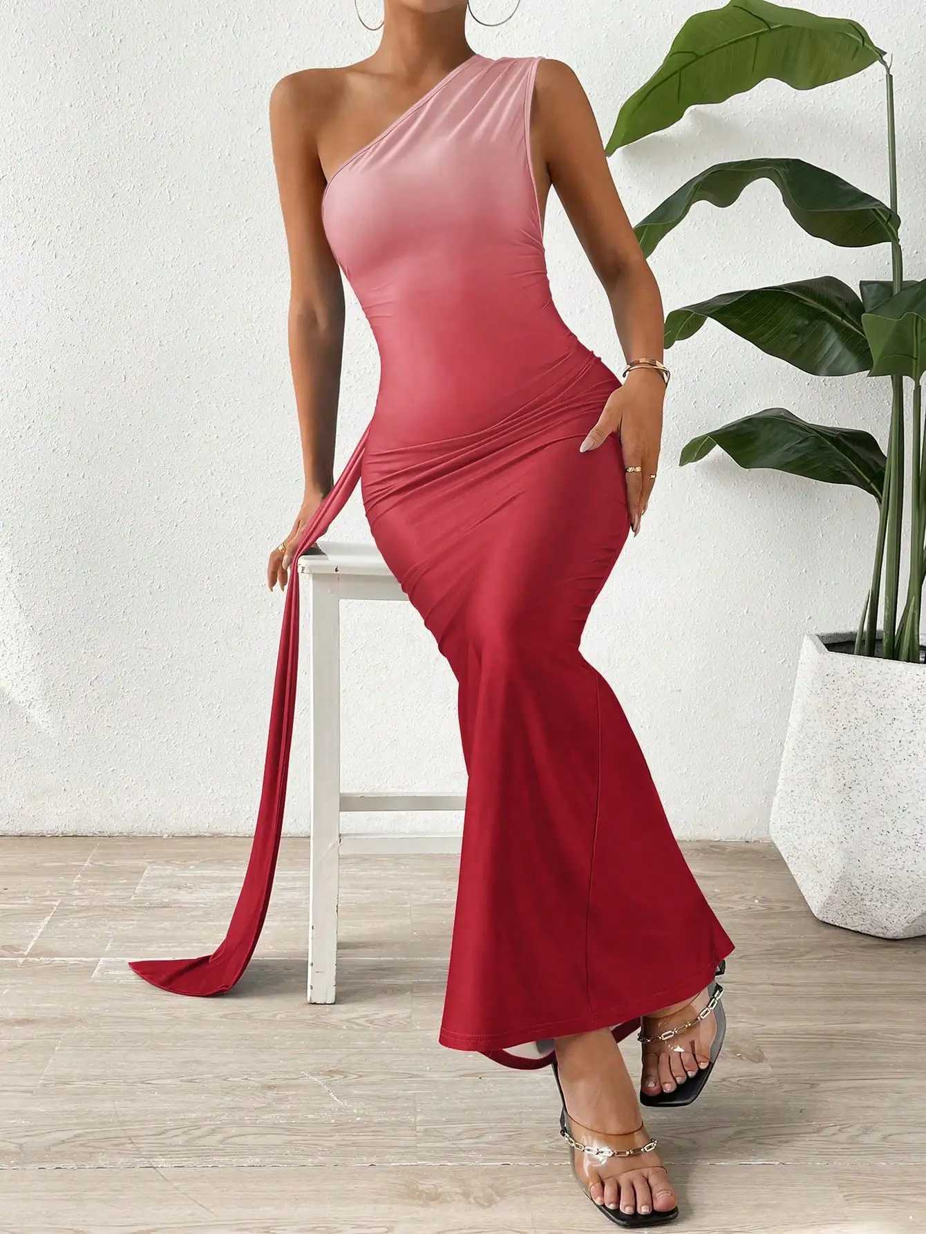 Elegant and fashionable off-shoulder hip irregular ruffles knitted spring and summer womens dressXJ250610