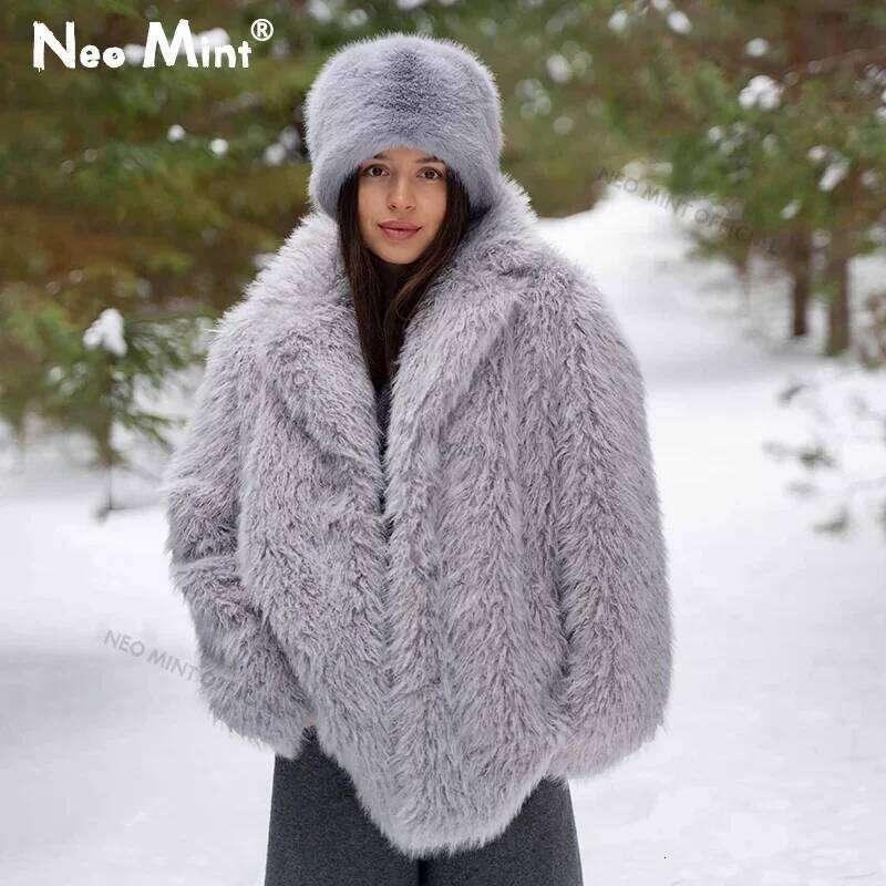 Neo Mint Winter 2024 Exclusive Lapel Collar Long Teddy Jacket Coat Women Chic Brand Fashion Cozy Padded Faux Fur Coats Outerwear
