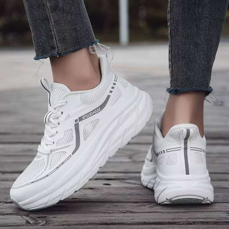Hot Selling Breathable Running Shoe Lace up Casual Sneakers Couple Big Size Chunky Shoes