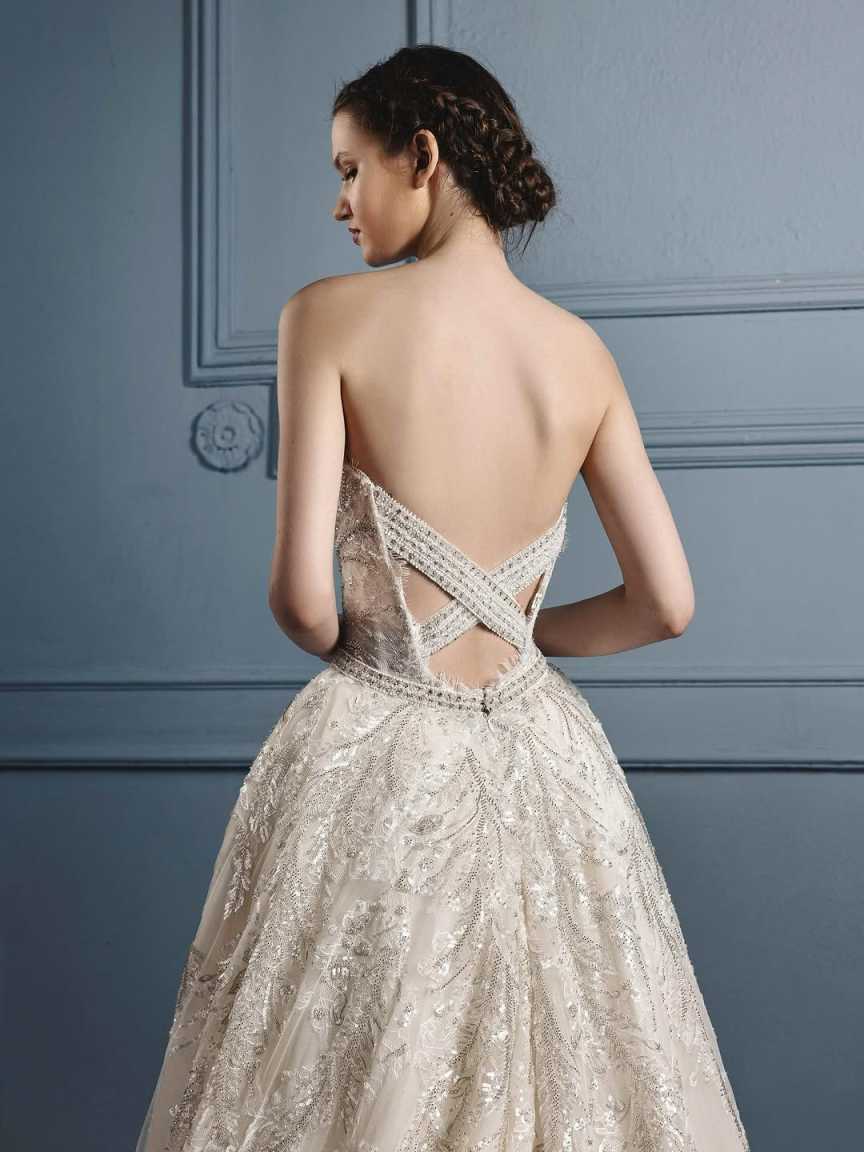 Elegant A-Line Wedding Dresses V-Neck Satin Pearls Beading Floor Length Plus Size Bridal Gowns Romantic Vestido De Novia