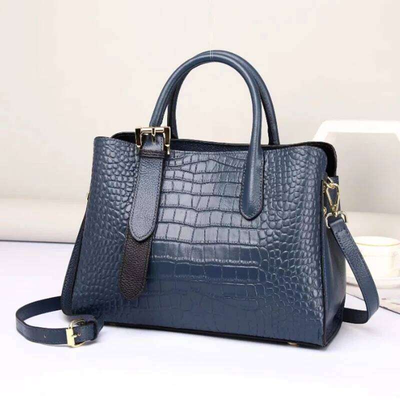 2025 New Large Capacity Genuine Leather Handbag Fashion Commuter Single Shoulder Crossbody Bag 2025/06/10
