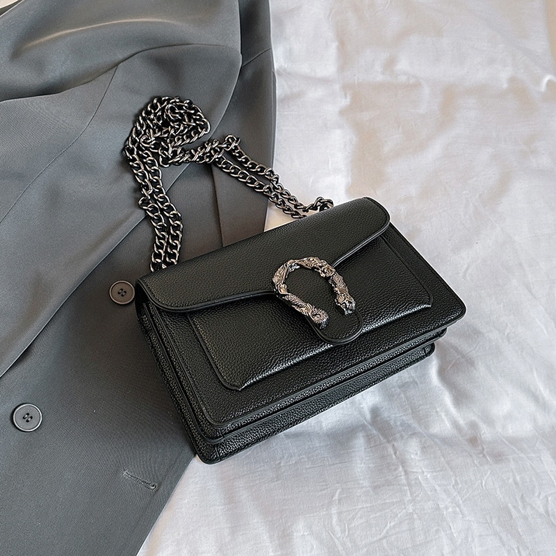 Free shipping 2025 designer women's luxury fashion new chain shoulder crossbody bag Korean version black brown