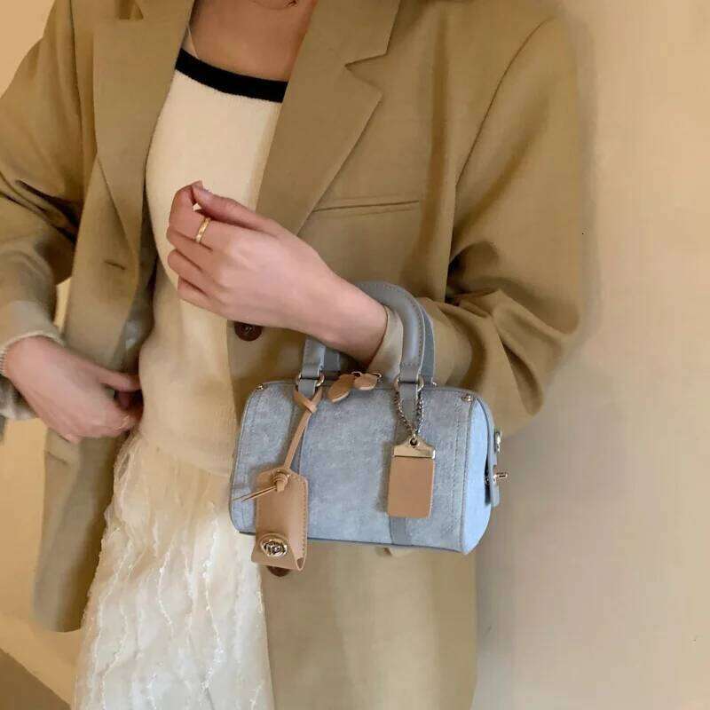 Fashion American Retro Design Denim Blue Pillow Bags Women 2025 New Hundred Sweet Cool Mini Boston Bag Shoulder Crossbody