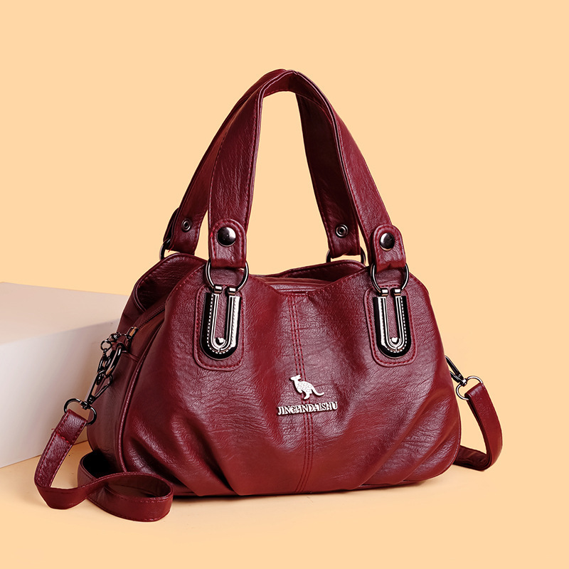 Free Shipping 2025 New Designer Bag Fashionable Multi Compartment Handbag Women's Outdoor Beach Bag Large Capacity Soft Trendy Shoulder Bag