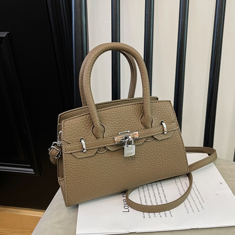 Free Shipping Designer Bag Women's 2025 Summer New High-end Texture Tote Fashion Trend Commuting Single Shoulder Crossbody Bag