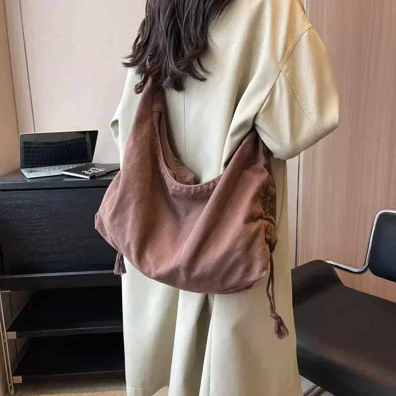 Large Capacity Fashion Canvas Shoulder Bag For Women College Student Book Bag Travel Shopping Crossbody Bag School MessengerBagXJ250610