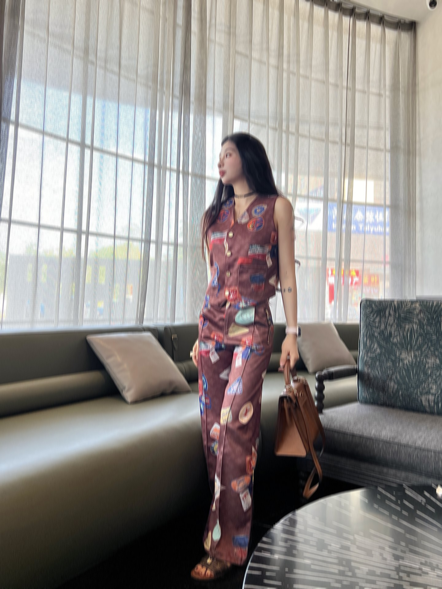 Designer Ladies' Fashion Leisure Glossy Texture With Seal Pattern Vest Top Long Trousers Set, Elegant And Relaxed Beauty.