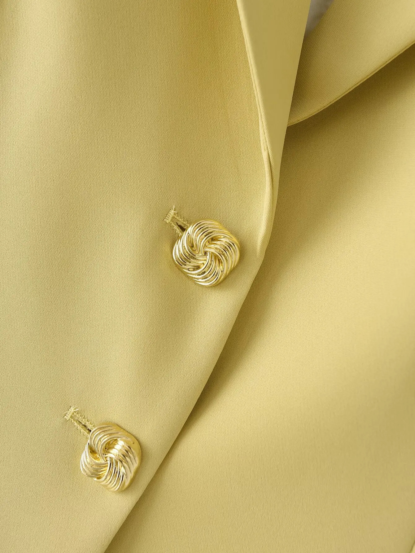 RARA Womens Casual Commuting style Sleeveless Blazer Vest with Metal Button Decoration Stylish and Practical 250610