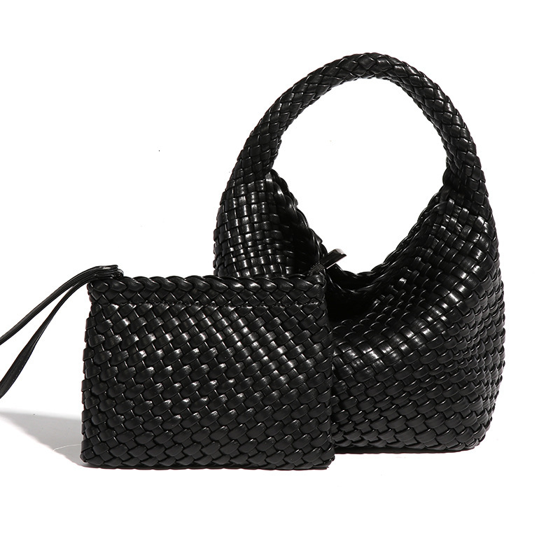 Free Shipping 2025 New Designer Bag Outdoor Beach Bag High Quality Women's Handwoven Trendy Shoulder Bag