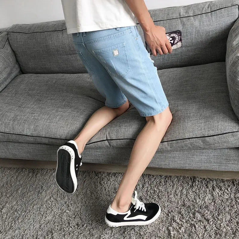 Ripped Denim Shorts Mens Five-point Summer Pants Korean Version 5-point Beggar Thin Mens Medium Pants 250611