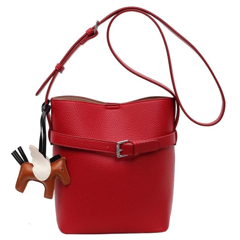 Free shipping designer Bag New French Style Niche High-end Bucket Bag Casual Shoulder Bag Daily Commute Versatile Gentle Handbag Women Bag