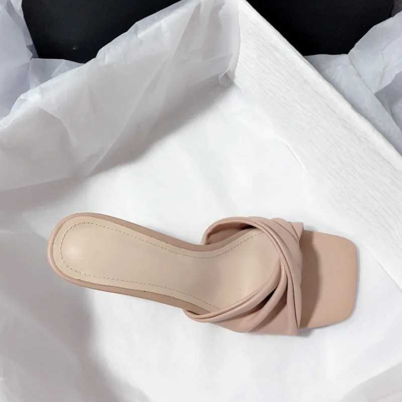 Fi Summer Women Shoes New Handmade Square Open Toe High Heels Outdoor Fi Slippers Apricot XJ250610