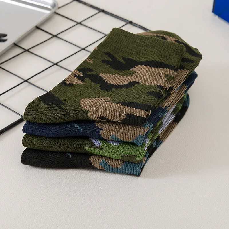 5 Pairs Spring And Autumn Men High Quality Mid Tube Socks Camouflage Army Green Comfortable Warm Thickened Cotton Socks EU 38-44 Z250610