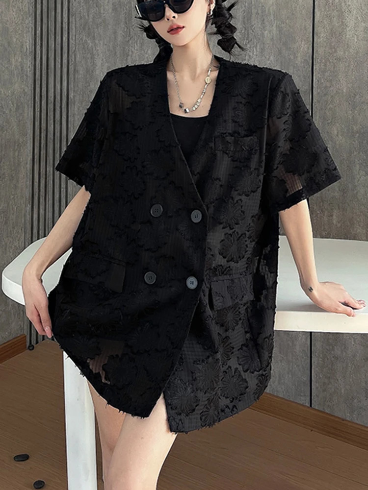 UCXQ Casual Blazer For Women Vneck Short Sleeve Jacquard Hollow Out Patchwork Versatile Female Suit Coat 23Z1497 250610