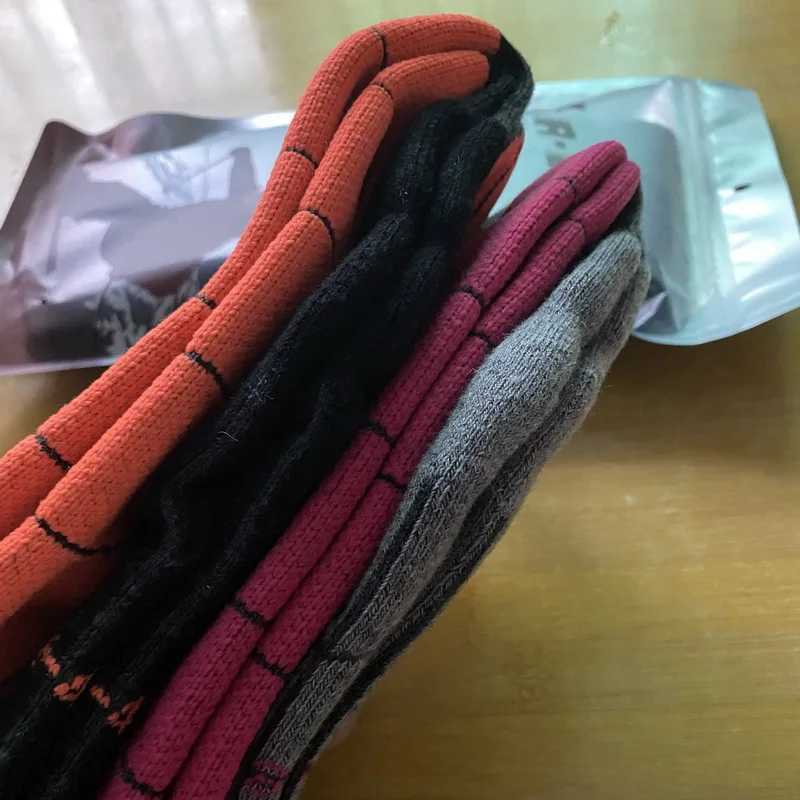 1 Pair Merino Wool Thermal Socks Men Women Winter Long Warm Compression Socks For Ski Hiking Snowboarding Climbing Sports Socks Z250610