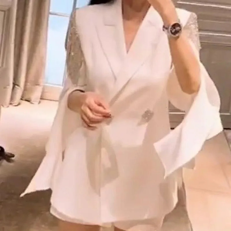 Women Suit Summer Thin Styles Coat Blazers Fashionable and Sparkling Tassel Diamond Button Small Jacket 250610