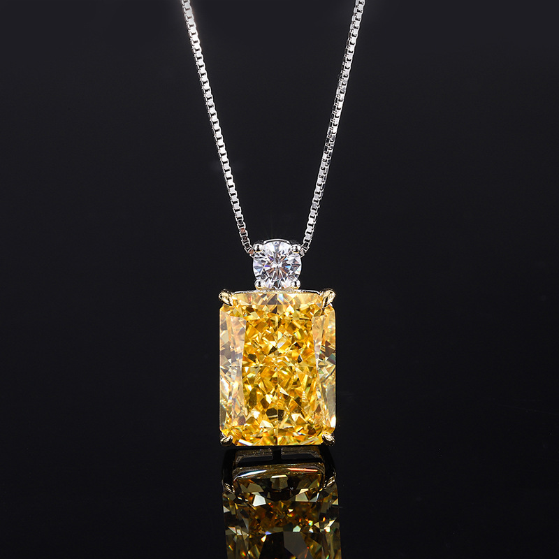 Fashion High-Carbon Diamond Mint Yellow Diamond Pendant Necklace, Modern European and American Style, Elegant 925 Silver Pendant, Suitable for Any Occ