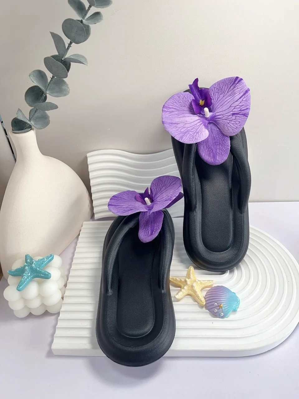 Purple Butterfly Orchid Flower Women Flip-Flop Beach Party Outdoor Walk Indoor Home Fi Versatile Comfort Soft Sole Slipper XJ250610