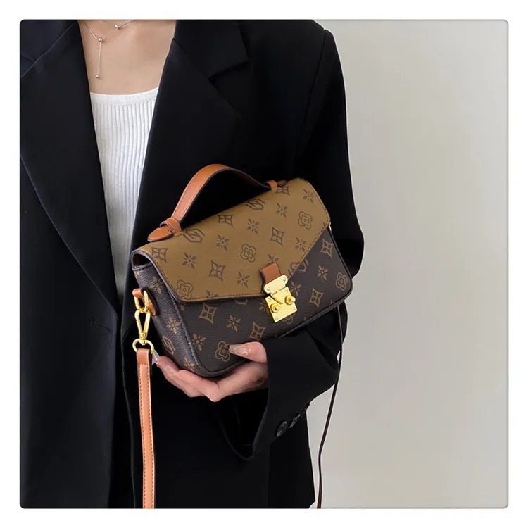 Designer bag 2025 new fashionable shoulder bag high-quality leather women's flip cover handbag multifunctional letter printed black cross shaped 