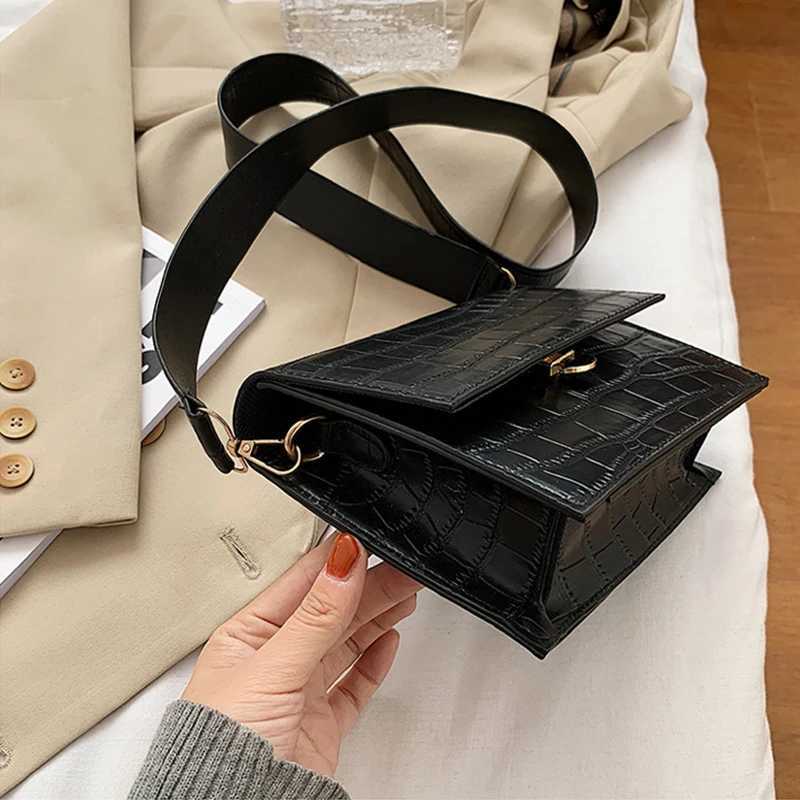 Alligator Pattern PU Leather Crossbody Bags For Women Small Messenger Bag Lady Flap Shoulder Bag Luxury Handbag and Purse bolso XJ250610