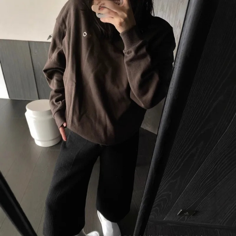 Fashion Black Red Round Neck Hoodie for Women Elegant Long Sleeves Loose Casual Couples Same Solid Color Simple Top 250610
